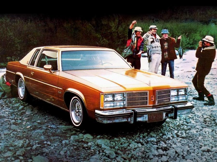  Oldsmobile Delta 88 Royale Coupe 1978 года  (фото 2 из 3)